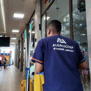 limpieza centros comerciales Ecuador